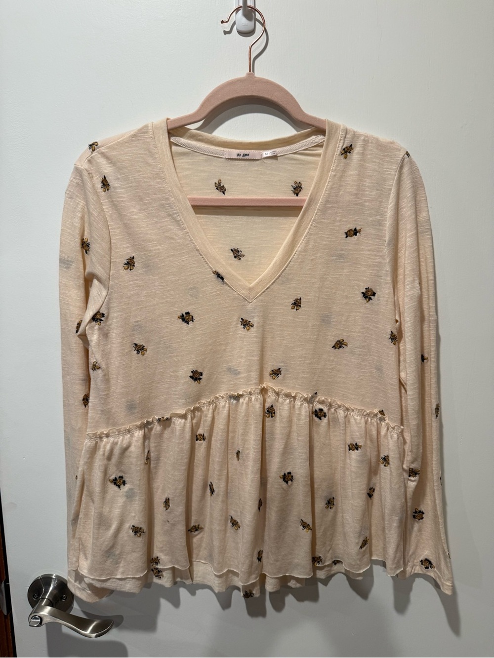 Mi Ami cream V-Neck Peplum Long-Sleeve Top with Tiny Floral Embroidery